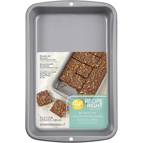 Wilton Recipe Right Biscuit Or Brownie Pan 27.5 x 17.5cm