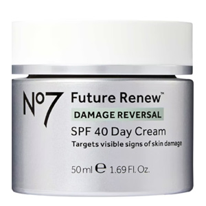 No7 Future Renew Day Cream SPF40