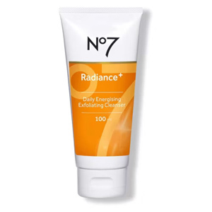No7 Radiance+ Daily Energising Exfoliating Cleanser